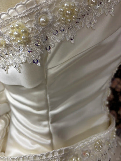 Glam A-Line Strapless Bridal Gowns Beaded Sequins Satin Wedding Dress AP2543