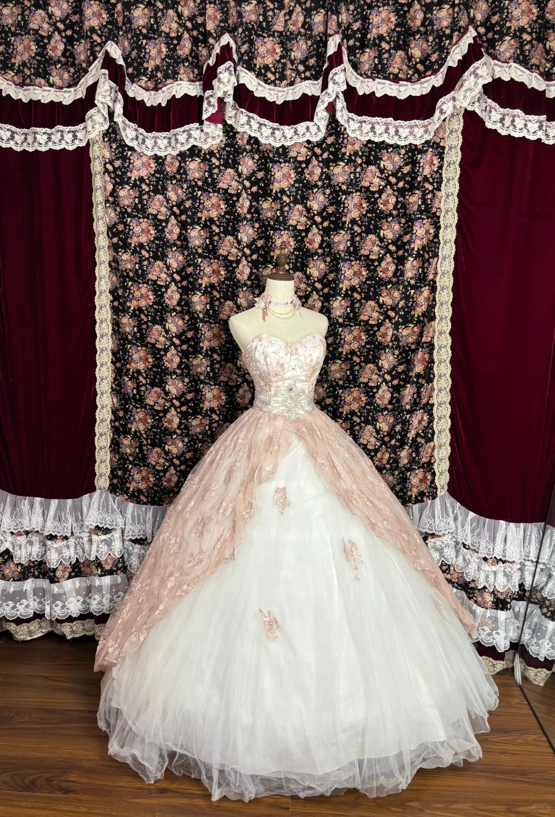 French Style Strapless A-Line Evening Dresses Rhinestone Beaded Sequins Lace Prom Dress AP2545