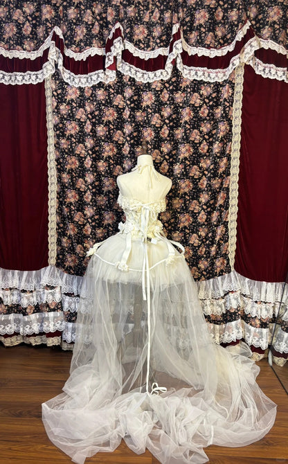 Fashionable Strapless A-Line Birthday Outfits Tulle Train Handmade Flowers Beading Sequins Homecoming Dress AP2554