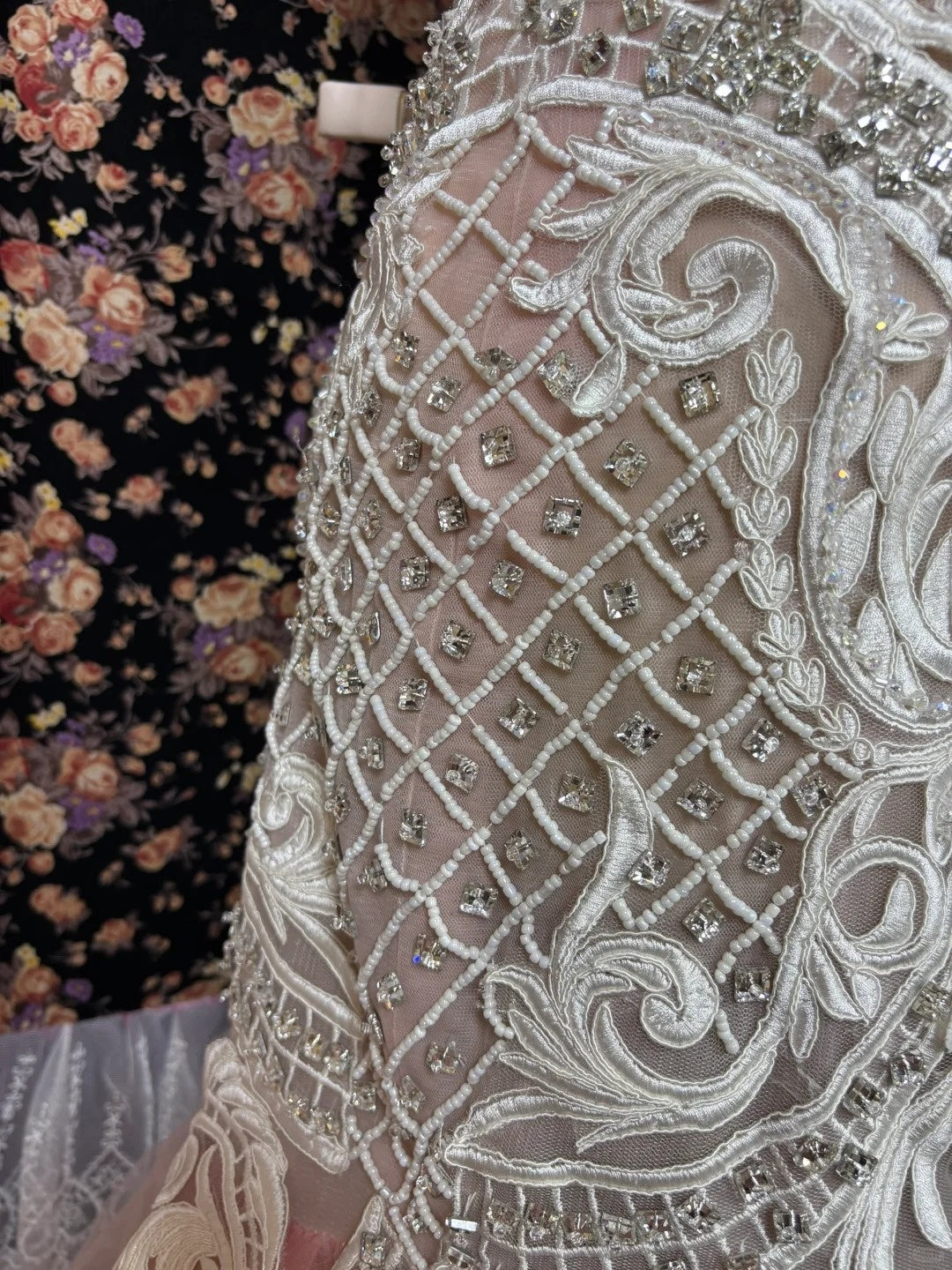 Dreamy Spaghetti Strap Tulle Mermaid Formal Dresses Beaded Crystals Applique Prom Dress AP2555