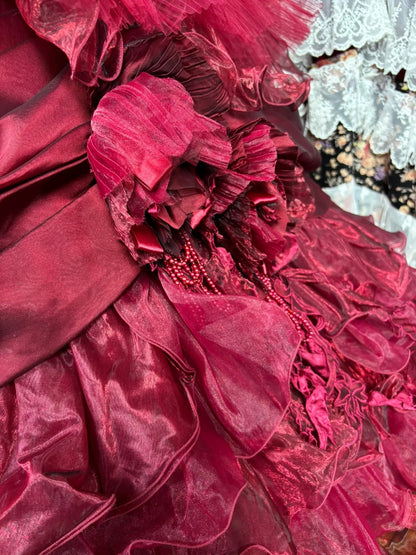 Ornate Spaghetti Strap A-Line Evening Gowns Appliques Beaded Handmade Flowers Sequins Prom Dress AP2558