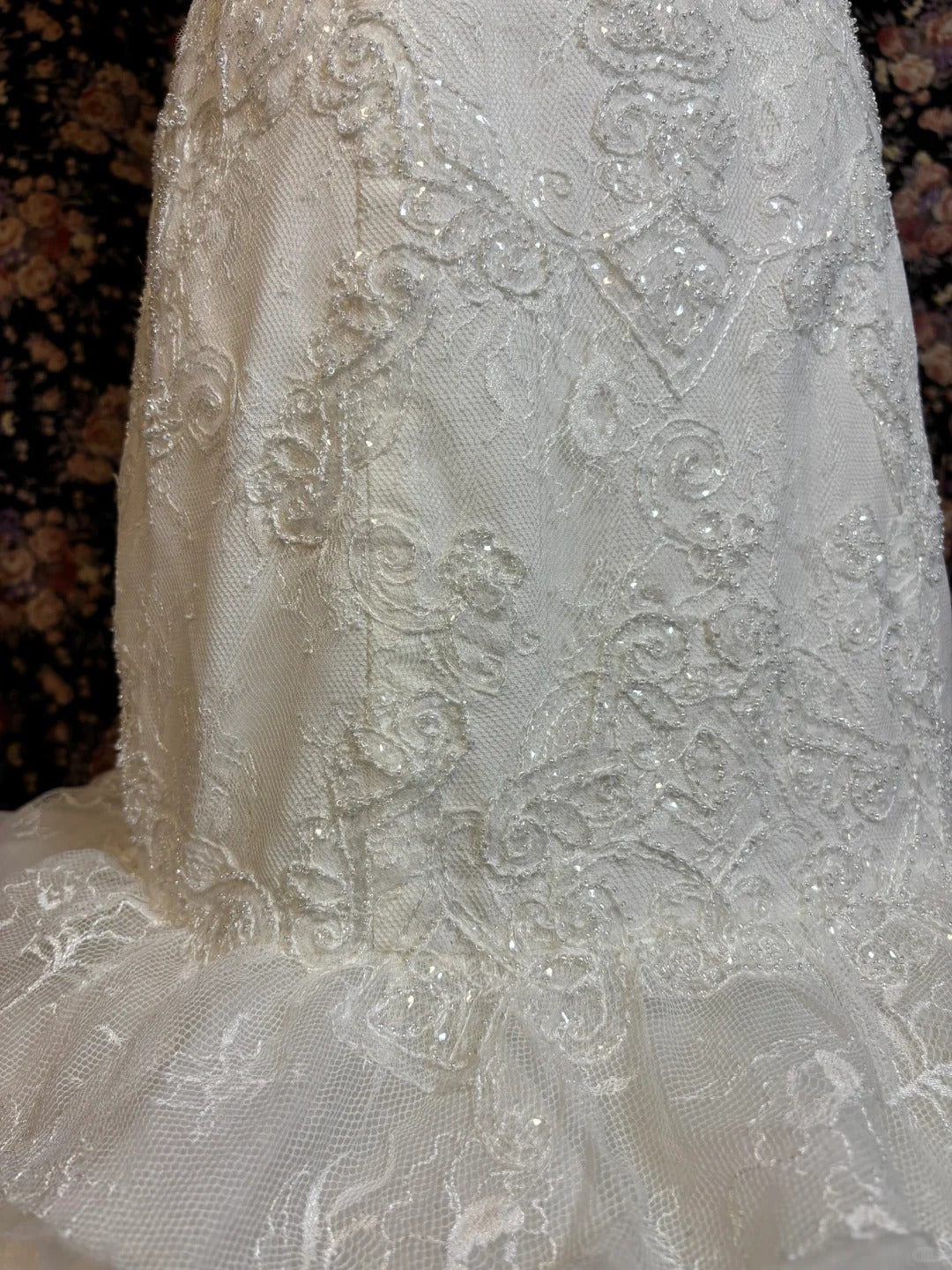 Elegant Strapless Tiered Mermaid Bridal Gowns Beading Sequins Appliques Bow Wedding Dress AP2564