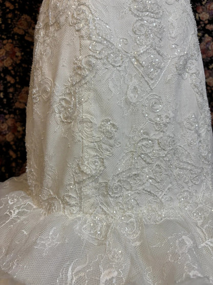 Elegant Strapless Tiered Mermaid Bridal Gowns Beading Sequins Appliques Bow Wedding Dress AP2564