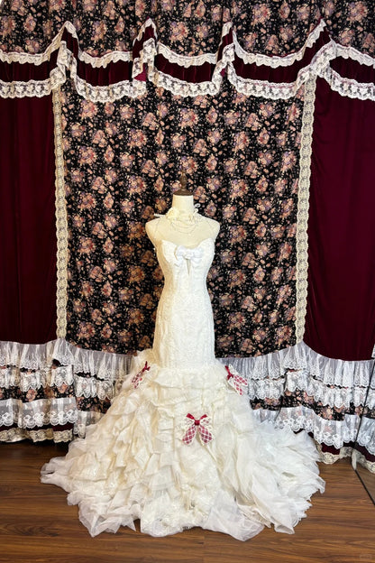 Elegant Strapless Tiered Mermaid Bridal Gowns Beading Sequins Appliques Bow Wedding Dress AP2564