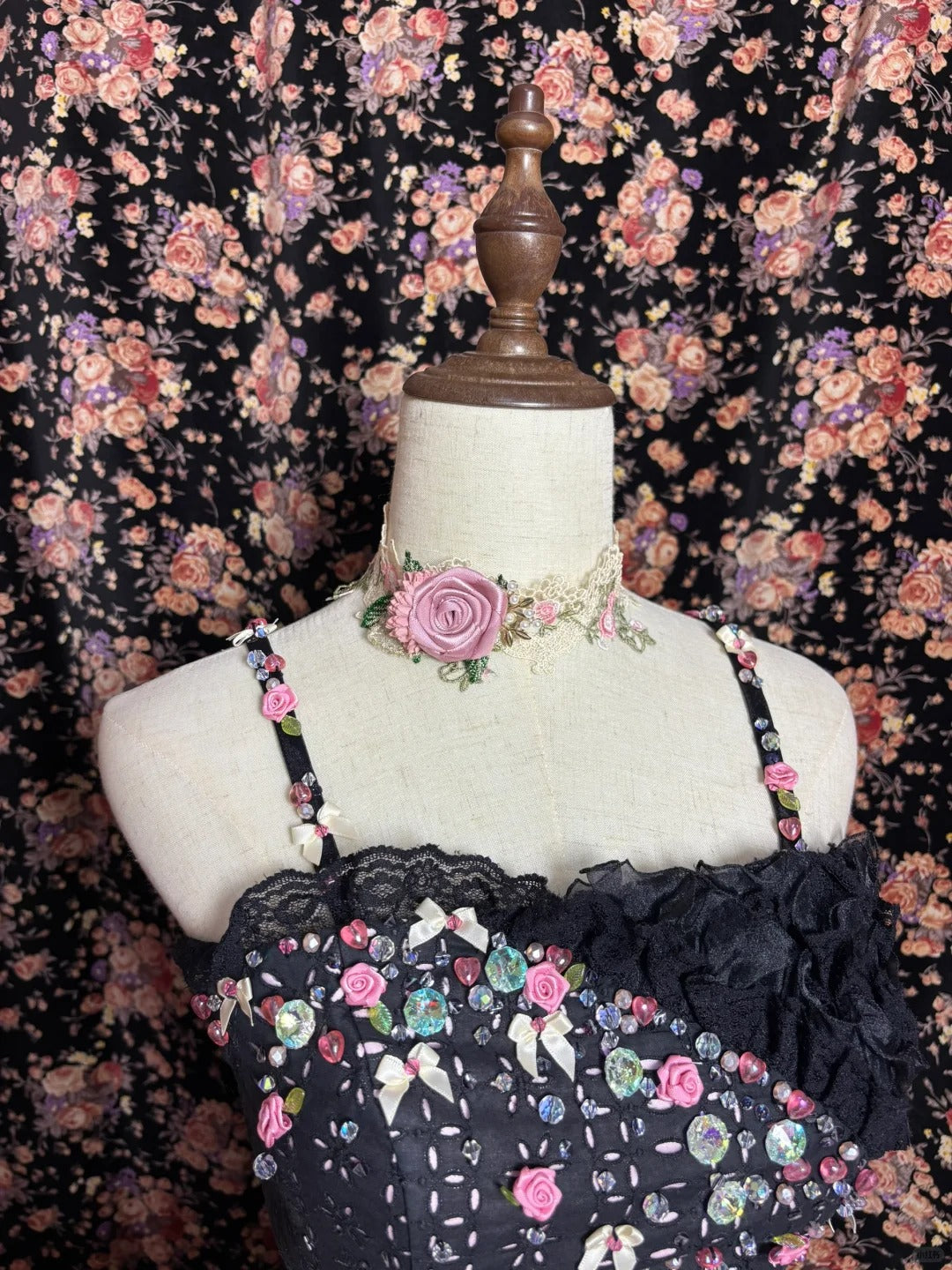 Detachable Spaghetti Strap A-Line Floral Evening Gowns Crystals Beaded Appliques Prom Dress AP2572