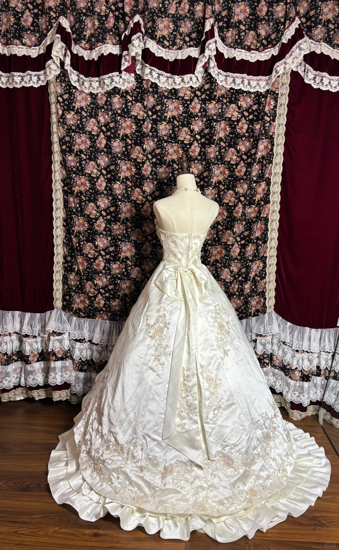 Sheen A-Line Strapless Evening Dresses Tassel Sequins Beading Appliques Prom Dress AP2575