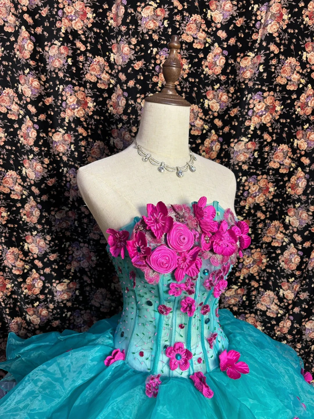 Alluring A-Line Strapless Evening Gowns Crystals Sequins Beading Appliques Prom Dress AP2576