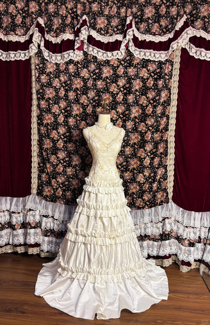 Backless Spaghetti Strap A-Line Sequins Beaded Applique Prom Dress AP2577