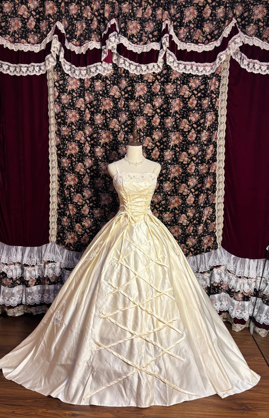 Glamorous Spaghetti Strap A-Line Sweet 16th Sequins Applique Prom Dress AP2580