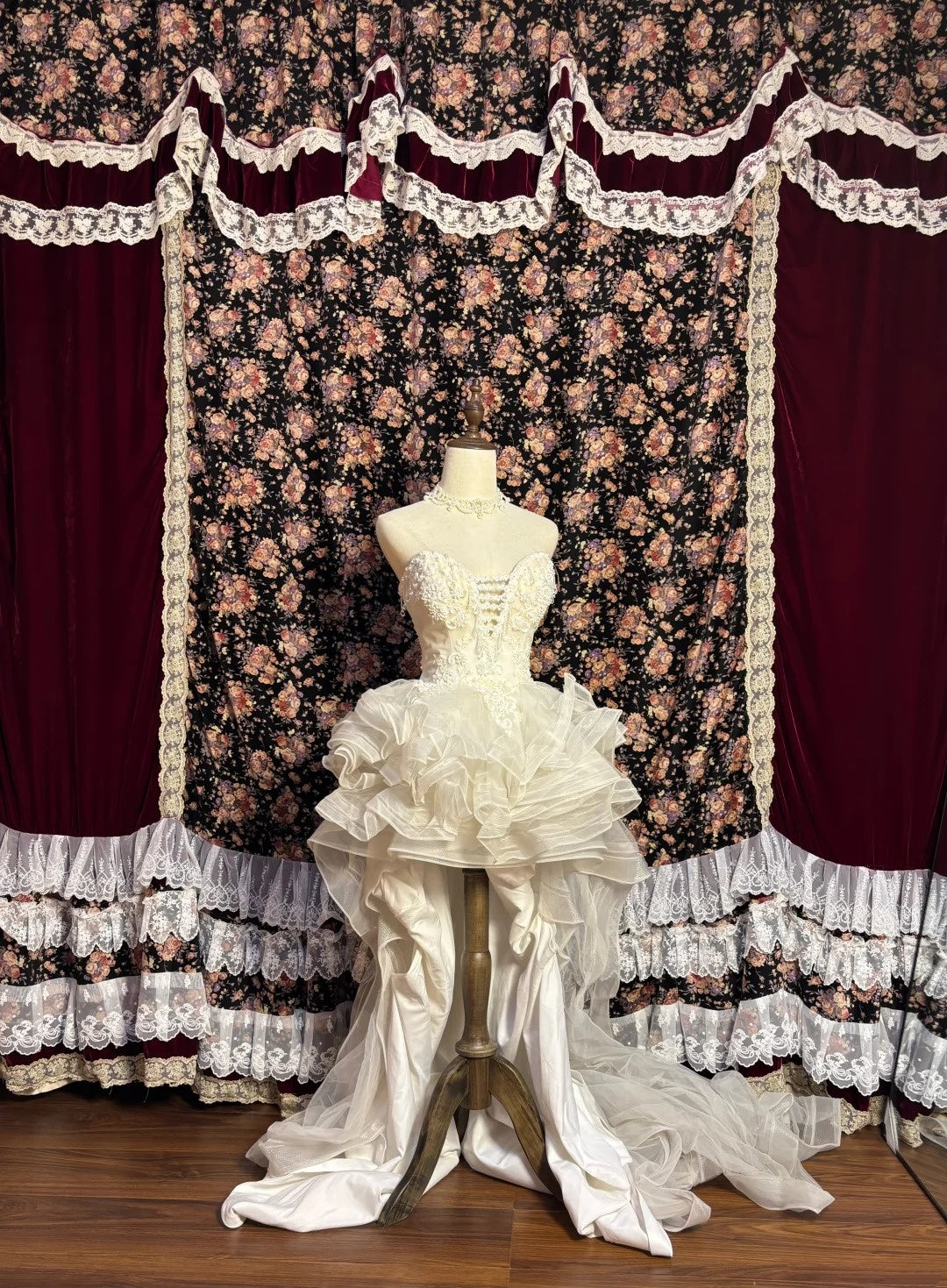 Novelty A-Line Strapless Birthday Dresses Sequins Beading Appliques Homecoming Dress AP2583