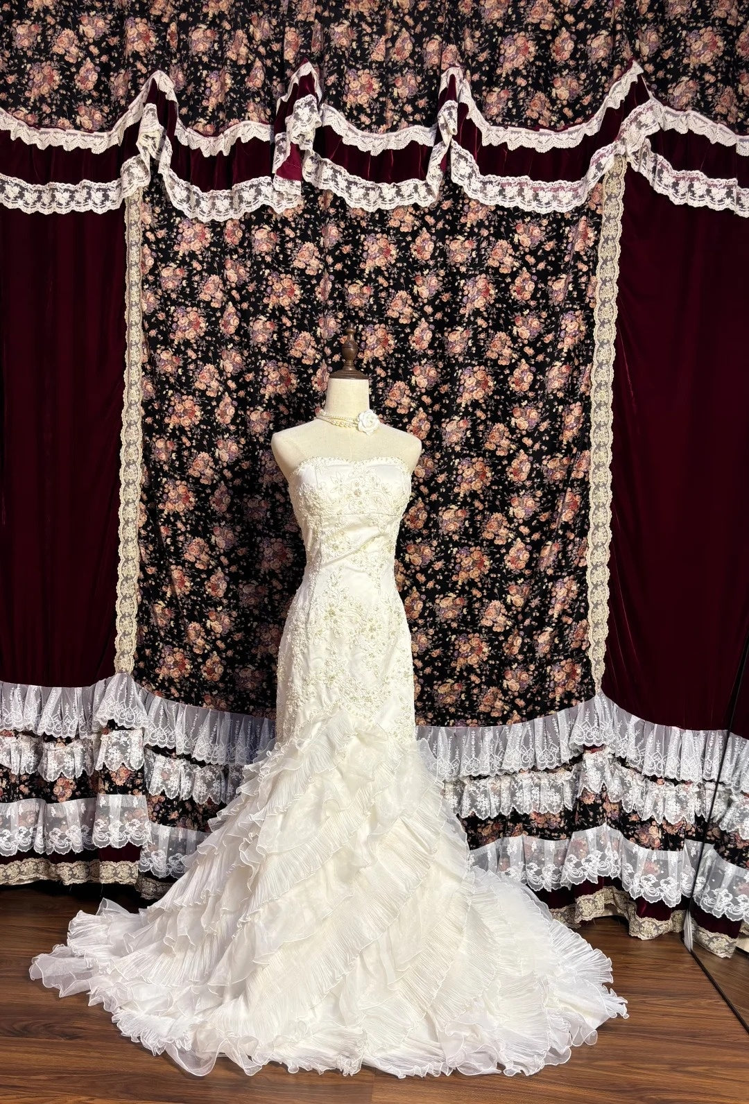 Fabulous Ruffled Mermaid Formal Dresses Strapless Sequins Beaded Prom Dress AP2591