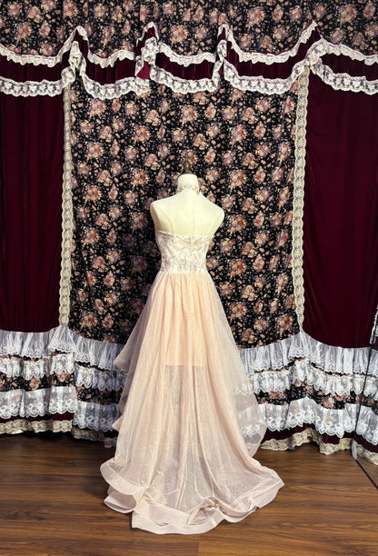 Elegant A-Line Strapless Birthday Dresses Embroidery Handmade Flowers Homecoming Dress AP2596