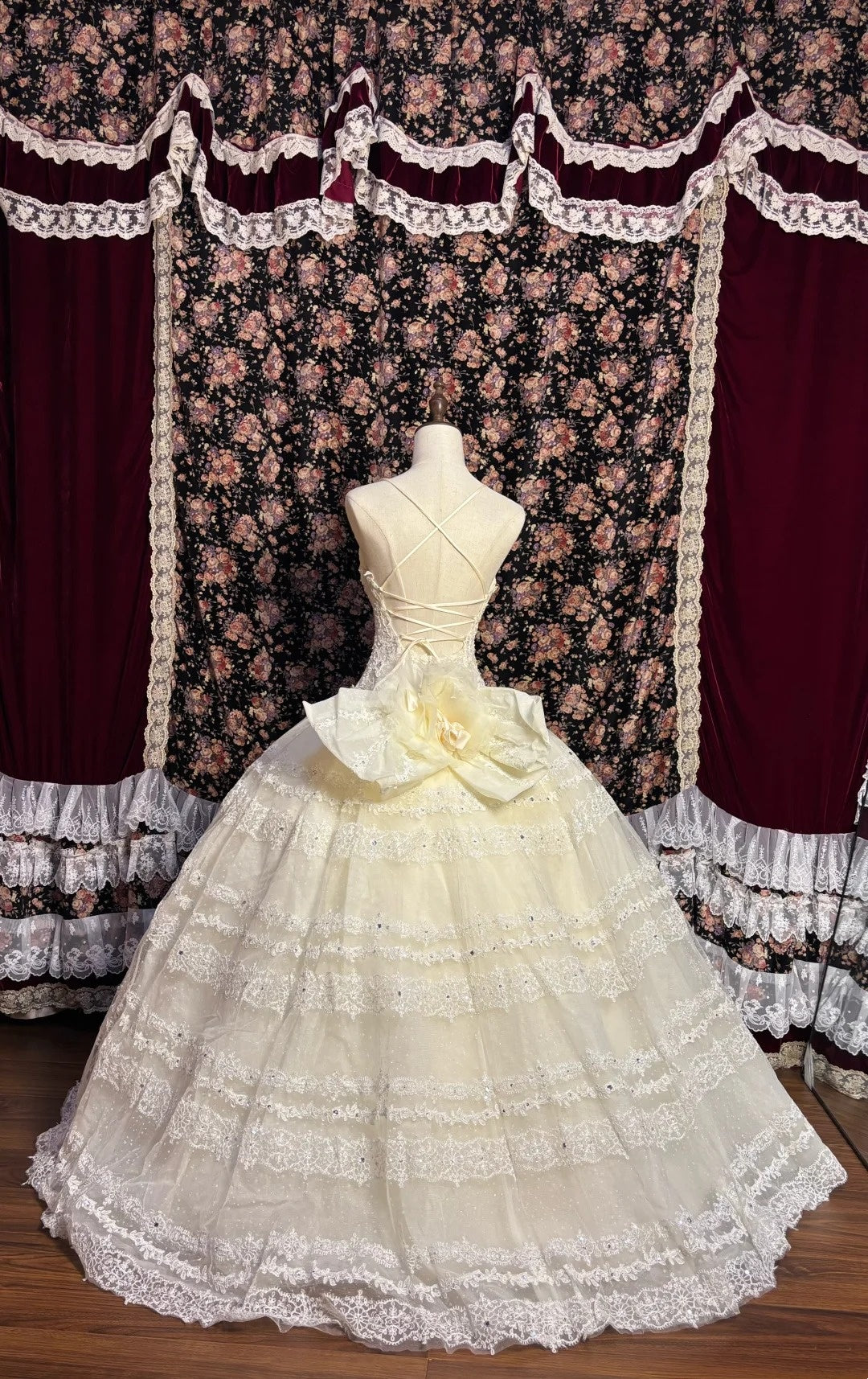 Alluring Spaghetti Strap A-Line Prom Dress Sequins Beading Crystals Bows Lace Formal Dresses AP2607