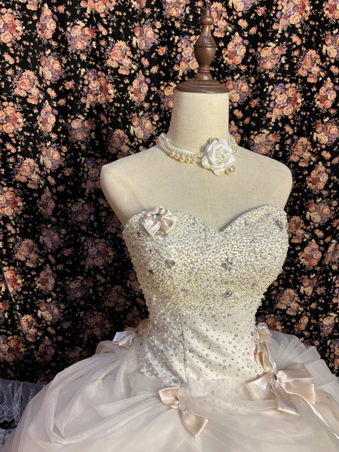 Glam Strapless A-Line Bridal Gowns Bows Beading Crystal Sequins Wedding Dress AP2609