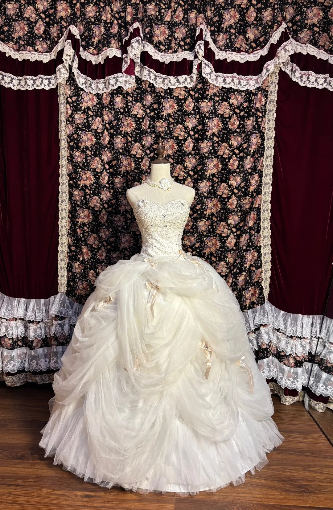 Glam Strapless A-Line Bridal Gowns Bows Beading Crystal Sequins Wedding Dress AP2609