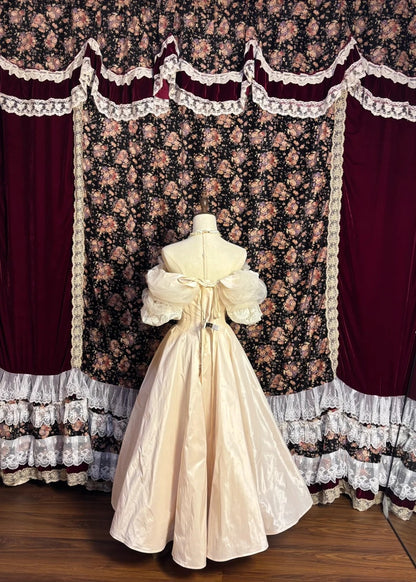 Glamorous Off-Shoulder A-Line Formal Dresses Handmade Flowers Beading Pearls Prom Dress AP2610