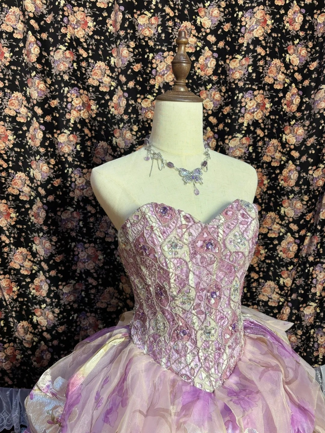 Stunning A-Line Sweetheart Neck Evening Gowns Crystals Beaded Prom Dress AP2612