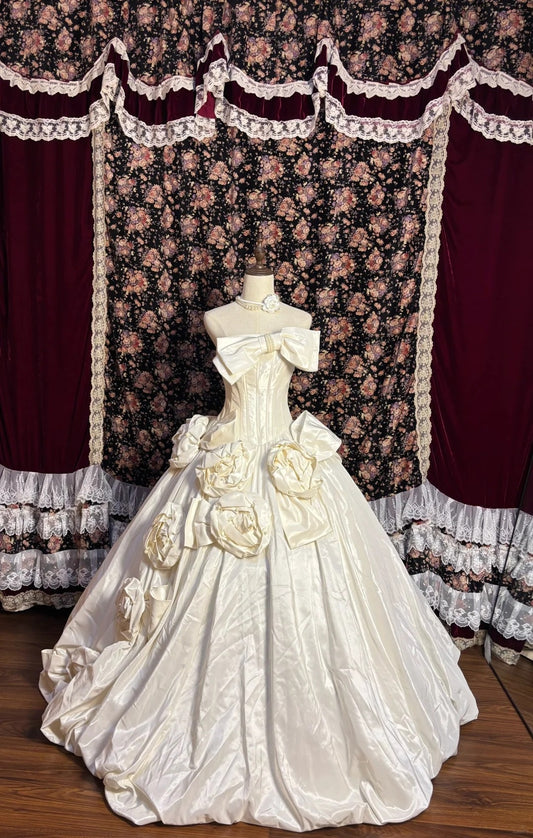 Unique Strapless A-Line Bridal Gowns Pearls Bow Beading Handmade Flowers Wedding Dress AP2615