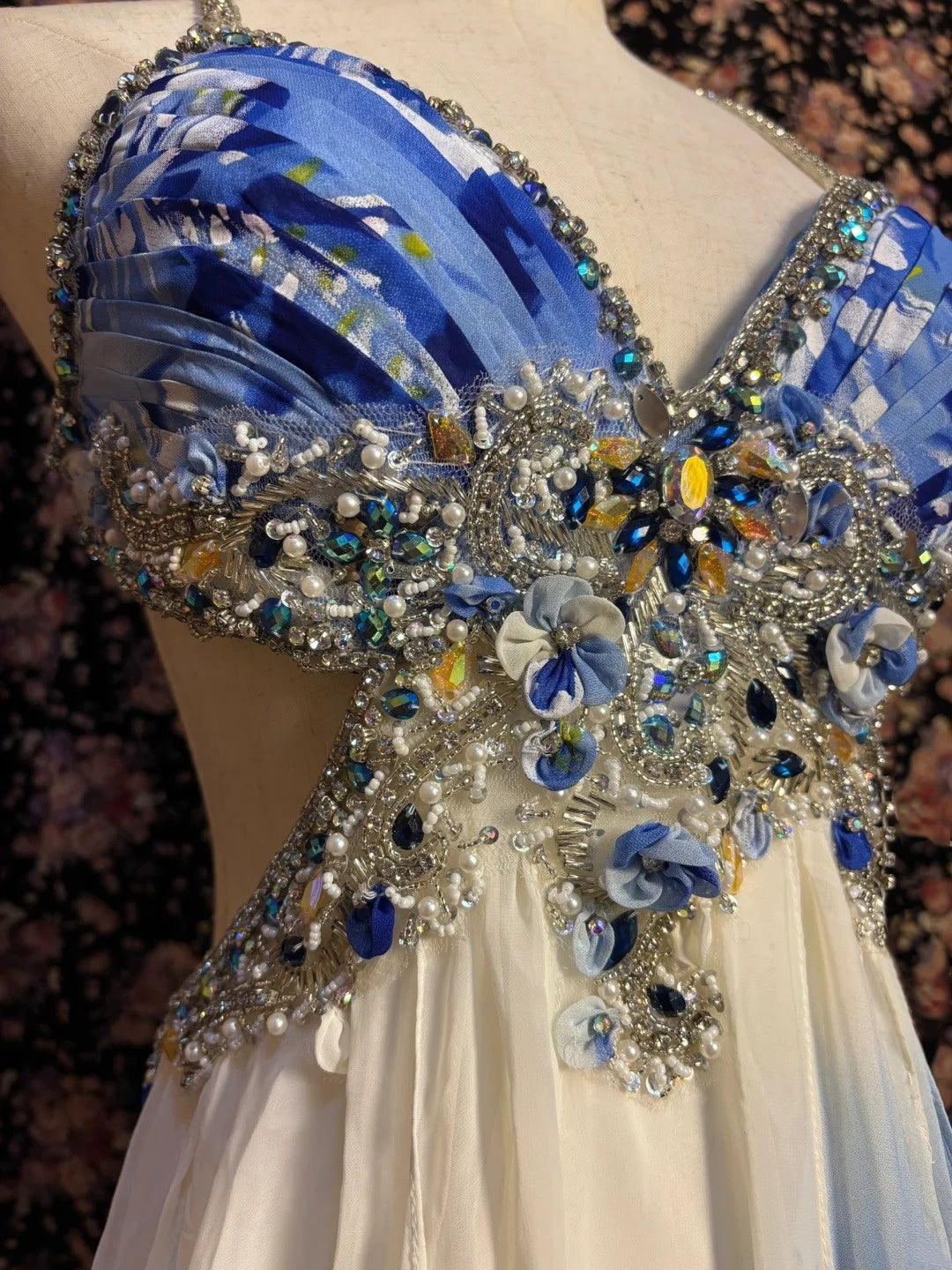 Dopamine Style Spaghetti Strap Sheath Prom Dress Appliques Beaded Sequins Crystals Formal Dresses AP2620