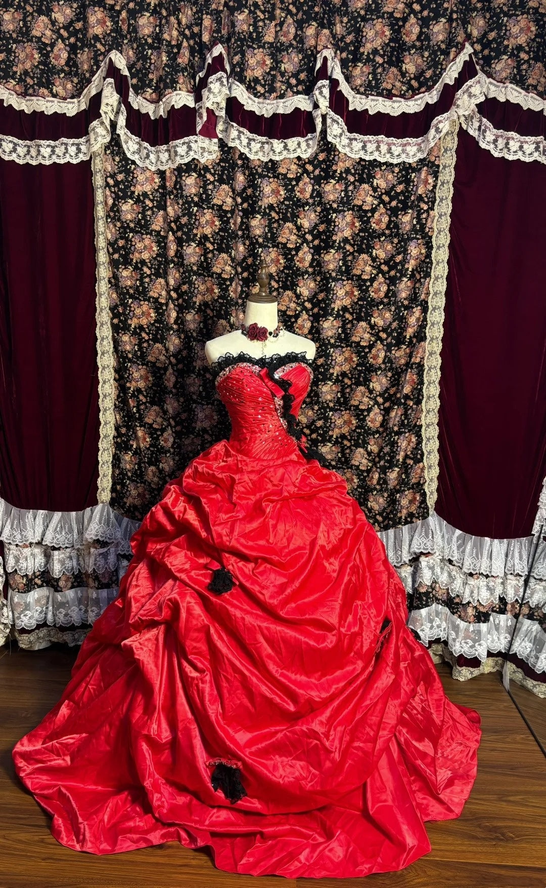 Romantic Red A-Line Strapless Evening Gowns Crystals Beaded Sequins Bow Prom Dress AP2621