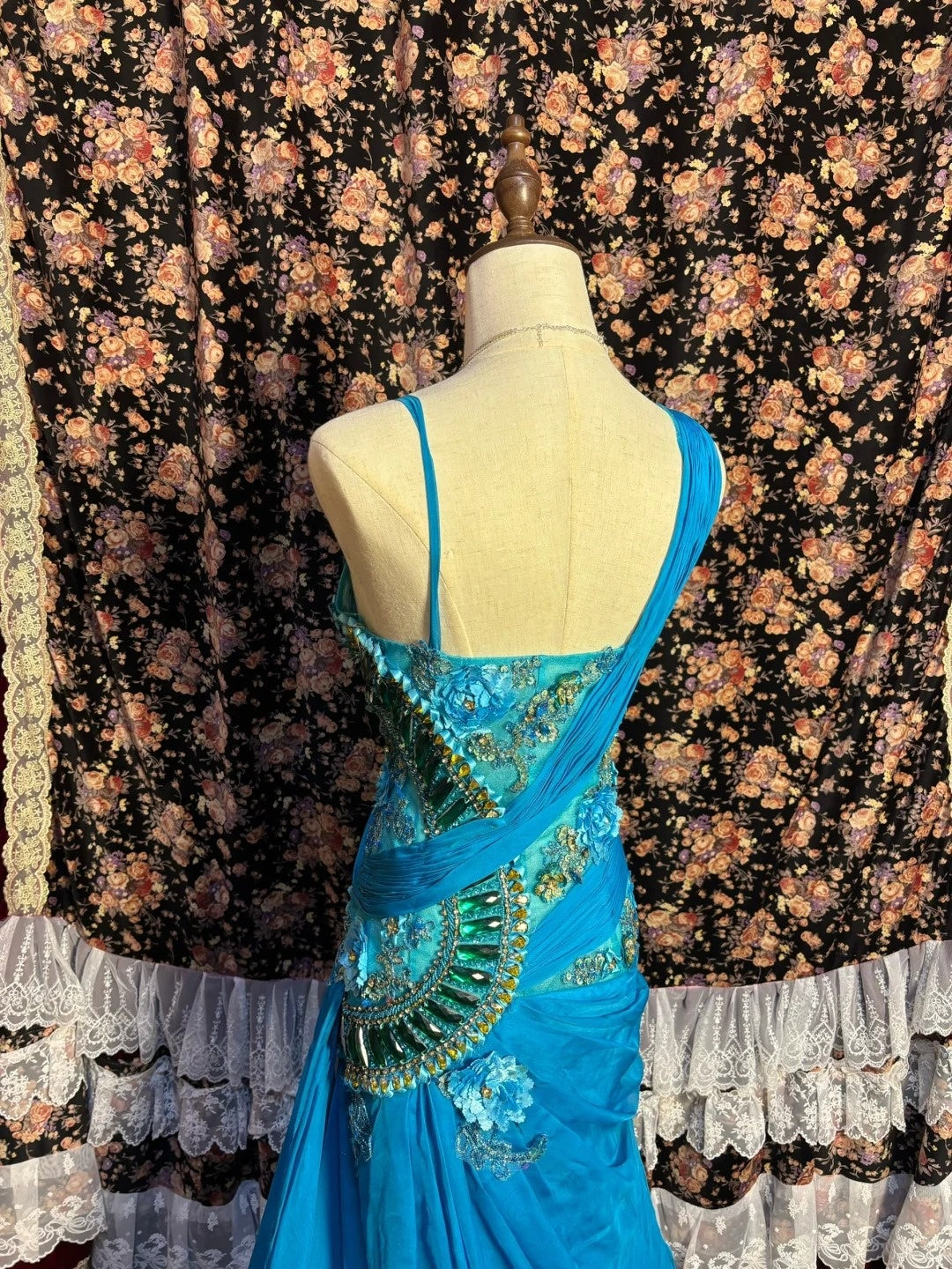 Graceful Spaghetti Strap Mermaid Prom Dress Handmade Flowers Rhinestone Sequins Beaded Formal Dresses AP2627