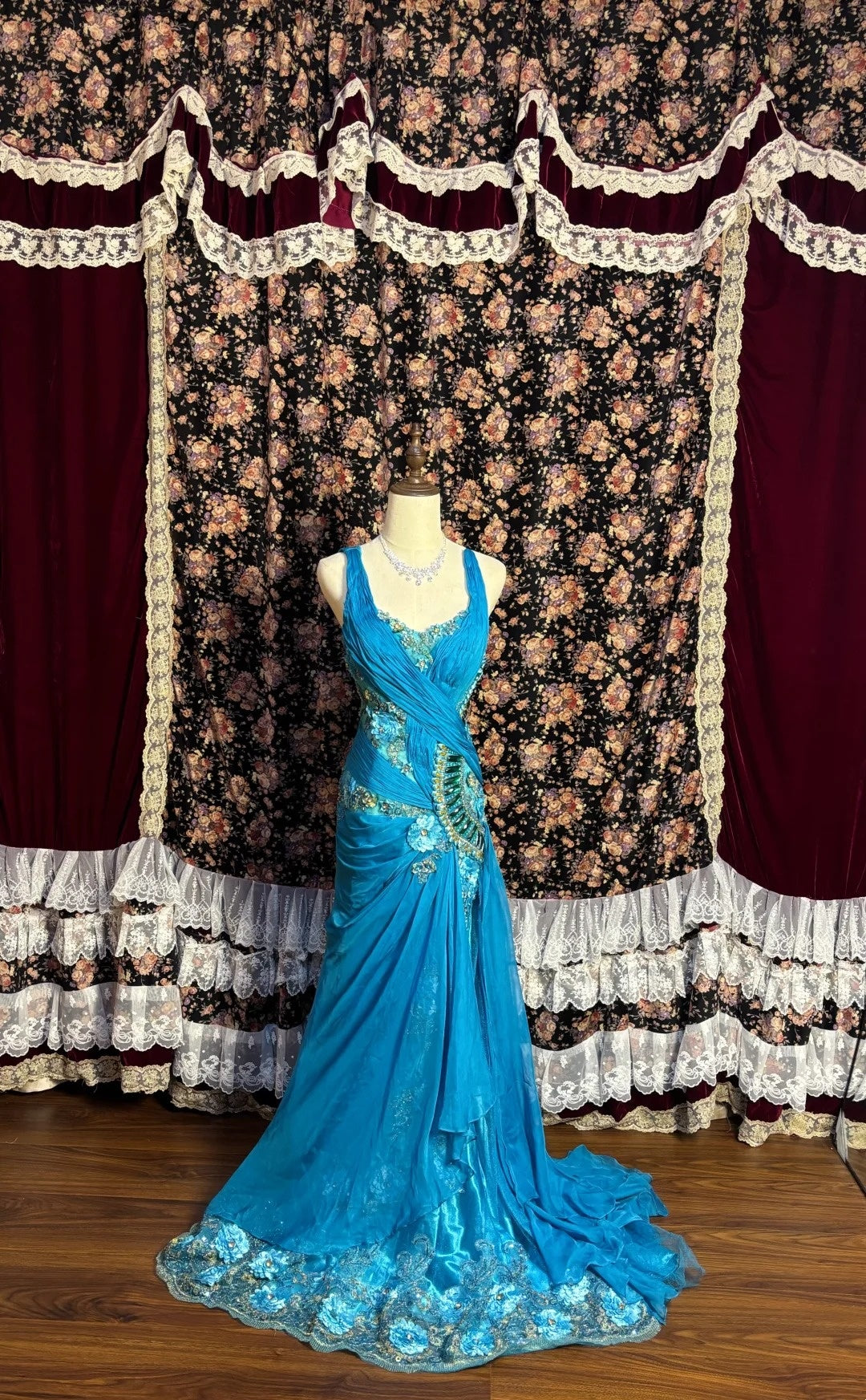 Graceful Spaghetti Strap Mermaid Prom Dress Handmade Flowers Rhinestone Sequins Beaded Formal Dresses AP2627