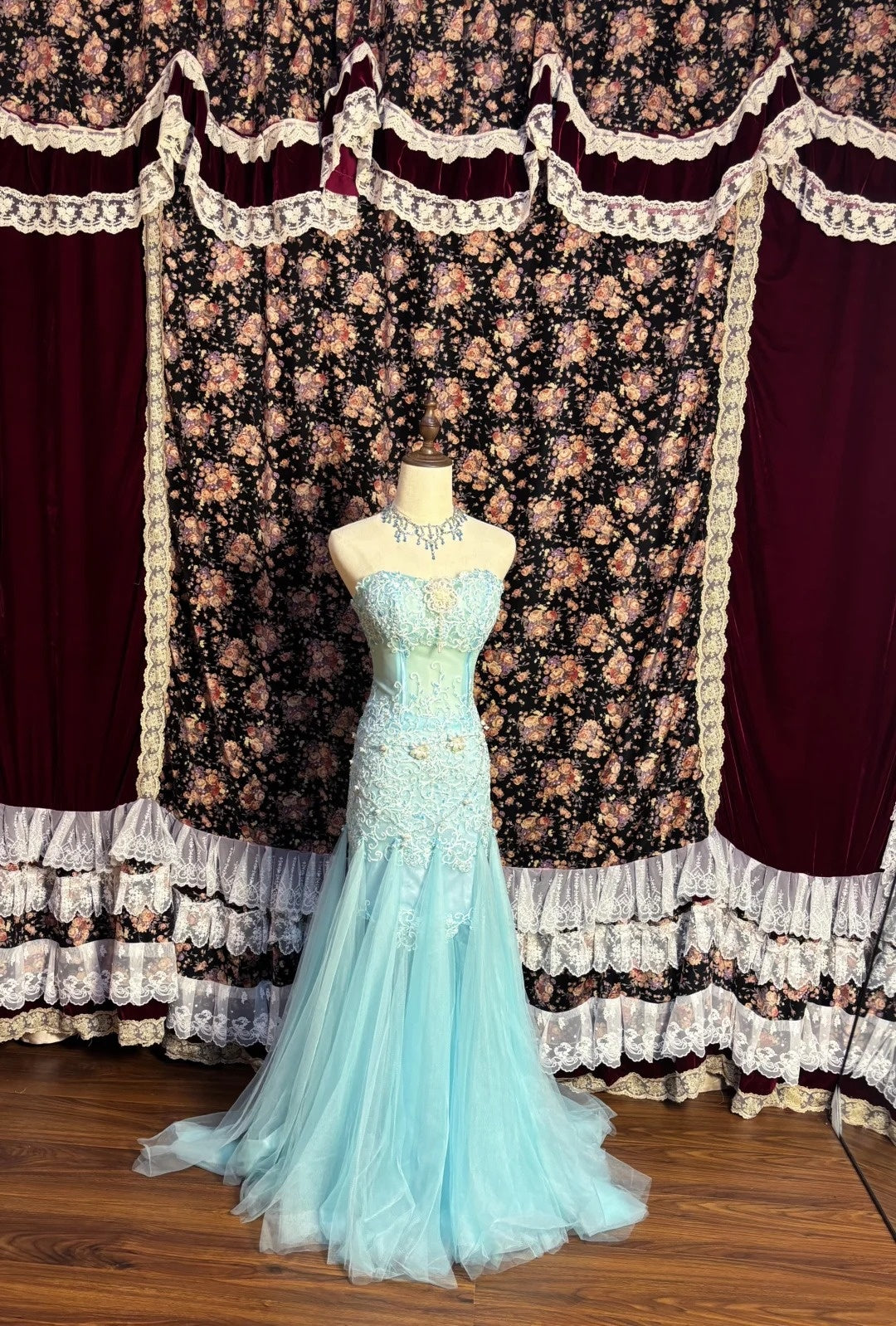 Classical Strapless Mermaid Formal Dresses Sequins Beading Appliques Prom Dress AP2629