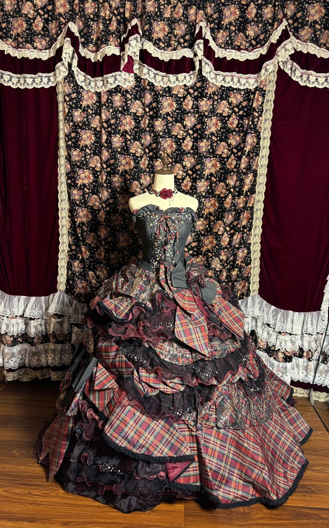 Fantastic Strapless A-Line Evening Dresses Crystals Bow Sequins Beaded Plaid Prom Dress AP2630