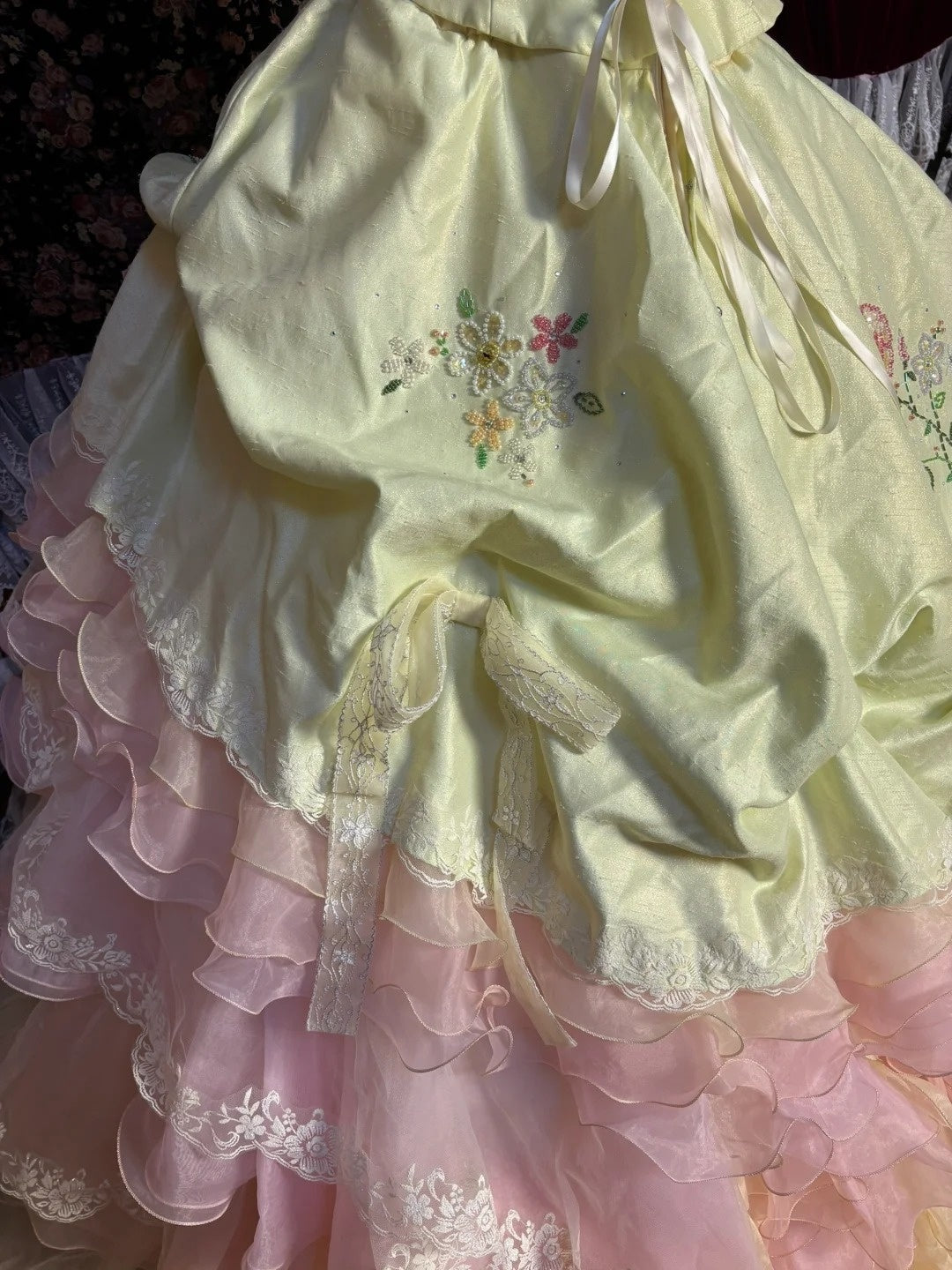 Artistic Strapless A-Line Evening Dresses Sequins Beading Handmade Flowers Bow Prom Dress AP2634