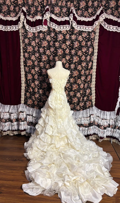 Sheen One-Shoulder Mermaid Bridal Gowns Ruffled Beaded Handmade Flowers Seqins Wedding Dress AP2638