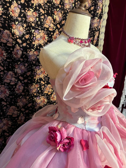 Gorgeous Strapless A-Line Evening Dresses Petals Beaded Handmade Flowers Prom Dress AP2639