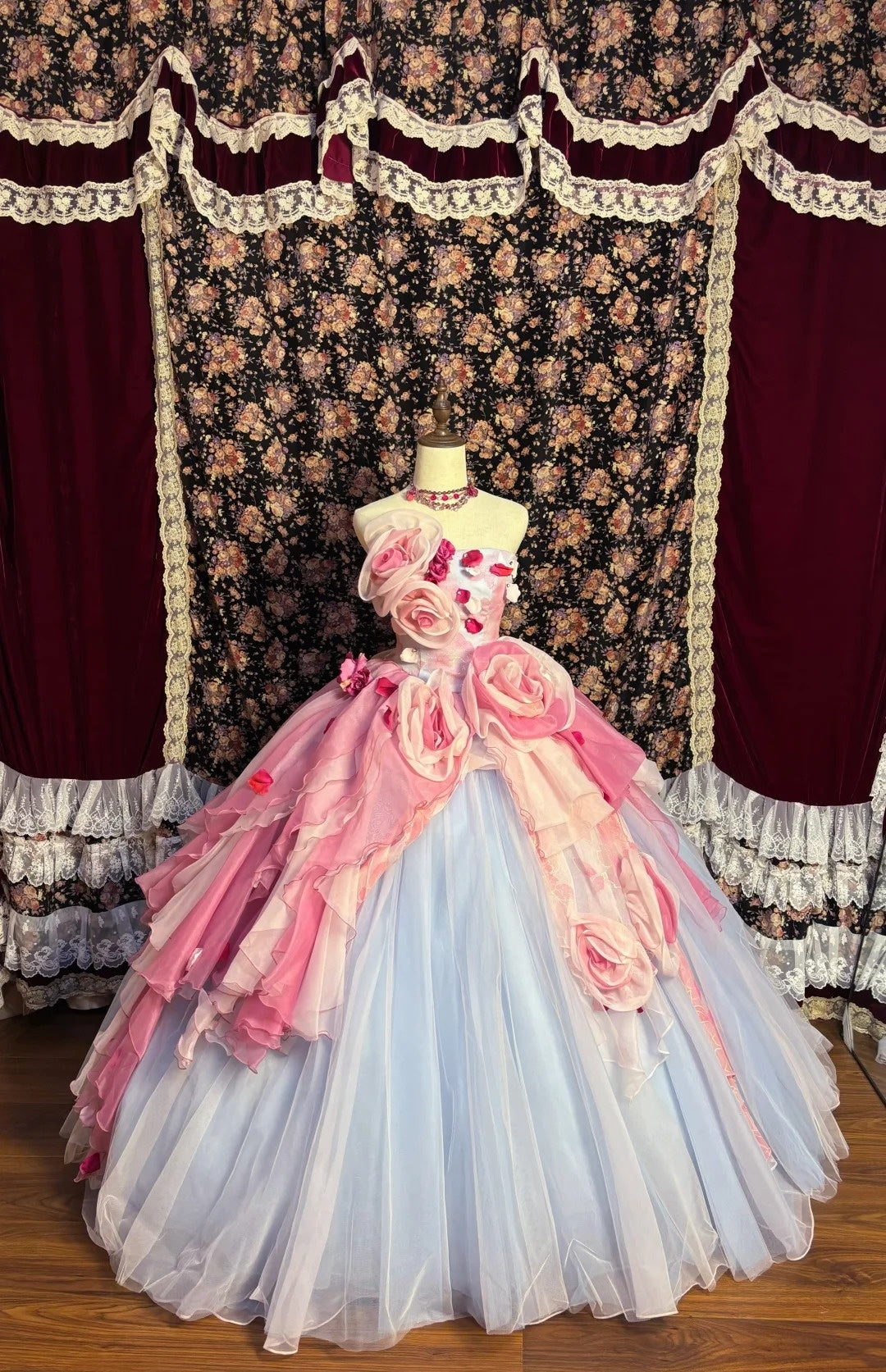 Gorgeous Strapless A-Line Evening Dresses Petals Beaded Handmade Flowers Prom Dress AP2639