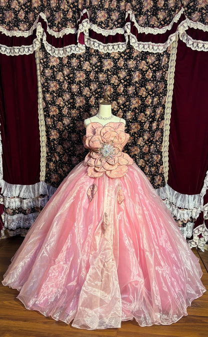 Dramatic Spaghetti Strap A-Line Prom Dress Sequins Applique Crystals Beading Formal Dresses AP2642