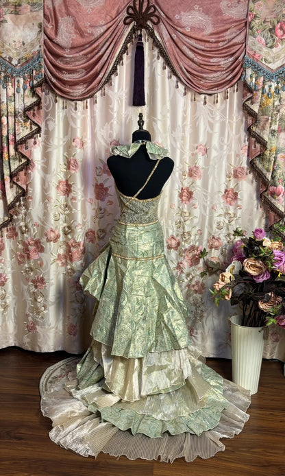 Fashionable Mermaid Ruffled Halter Neck Formal Dresses Backless Beading Sequins Tiered Prom Dress AP2646