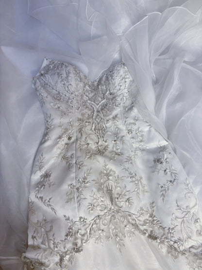 Luxurious Sweetheart Neck Mermaid Bridal Gowns Beading Appliques Sequins Wedding Dress AP2655