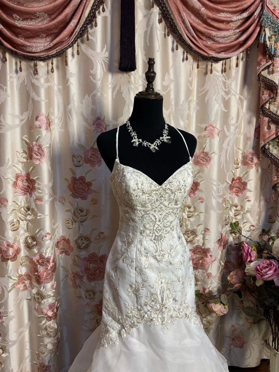 Luxurious Sweetheart Neck Mermaid Bridal Gowns Beading Appliques Sequins Wedding Dress AP2655