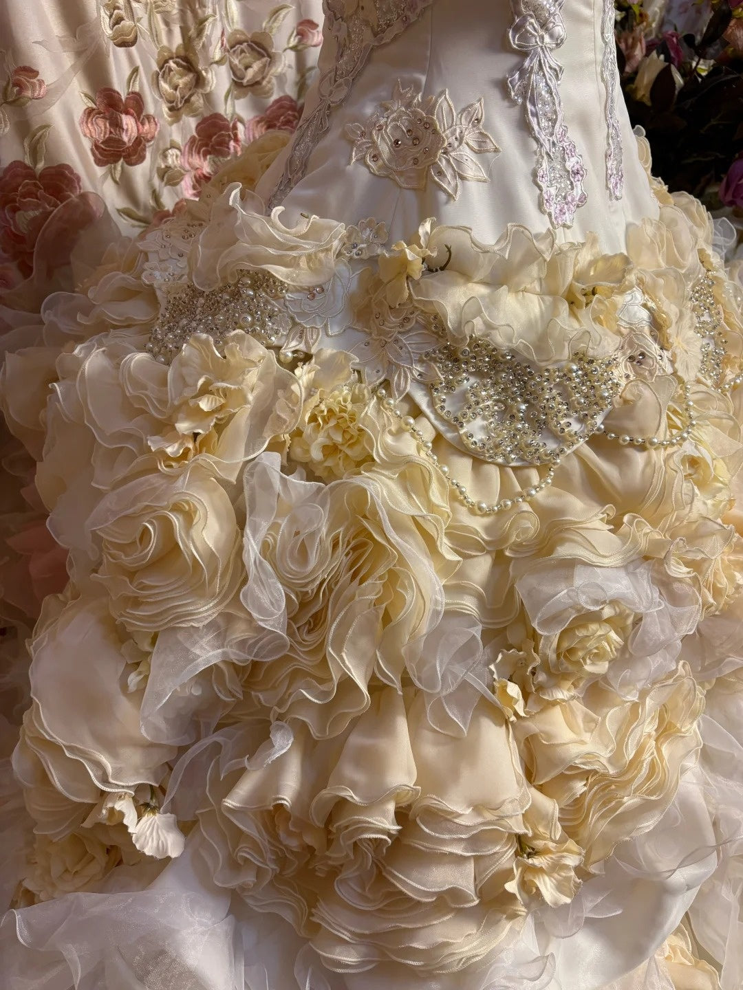 Artistic Strapless A-Line Evening Dresses Sequins Beaded Handmade Flowers Appliques Prom Dress AP2667