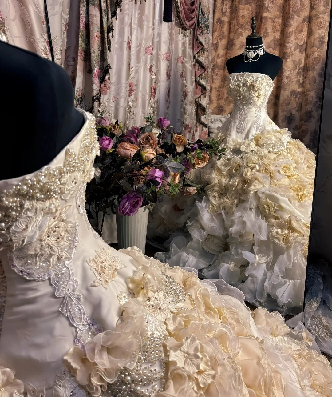 Artistic Strapless A-Line Evening Dresses Sequins Beaded Handmade Flowers Appliques Prom Dress AP2667