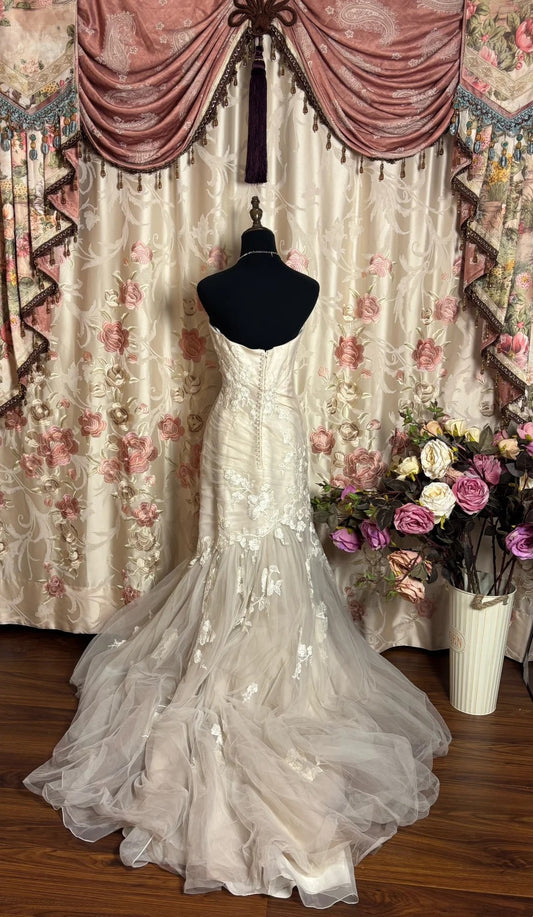 Ethereal Strapless Mermaid Bridal Gowns Sequins Appliques Tulle Layered Wedding Dress AP2669