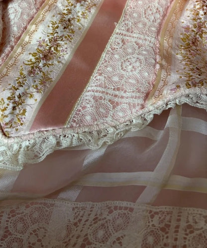 Unique A-Line Evening Gowns Sweetheart Neck Appliques Lace Beaded Prom Dress AP2682