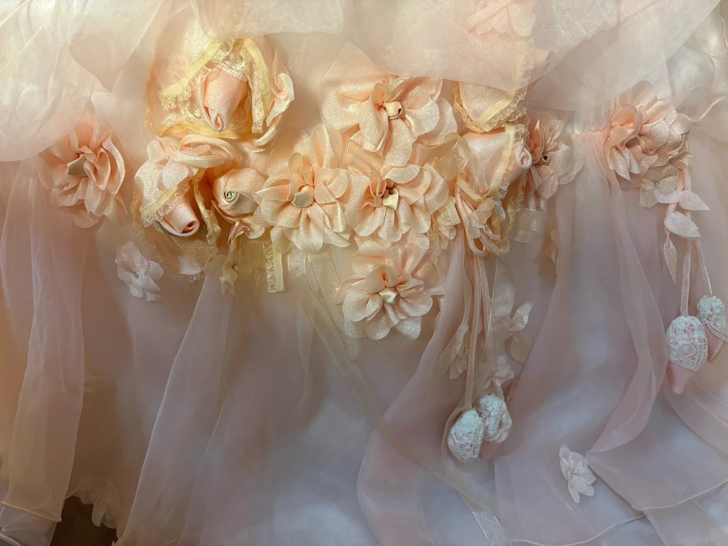 Unique A-Line Evening Gowns Sweetheart Neck Appliques Lace Beaded Prom Dress AP2682