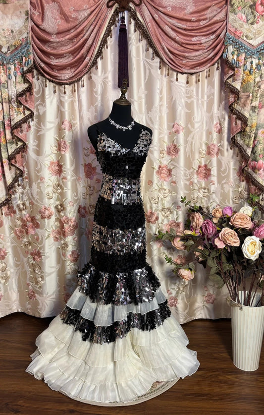 Adorable Spaghetti Straps Formal Tiered Mermaid Dresses Sequins Prom Dress AP2691