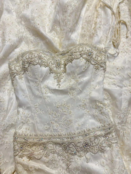 Bling Strapless Sheath Bridal Gowns Sequins Beaded Appliques Wedding Dress AP2693