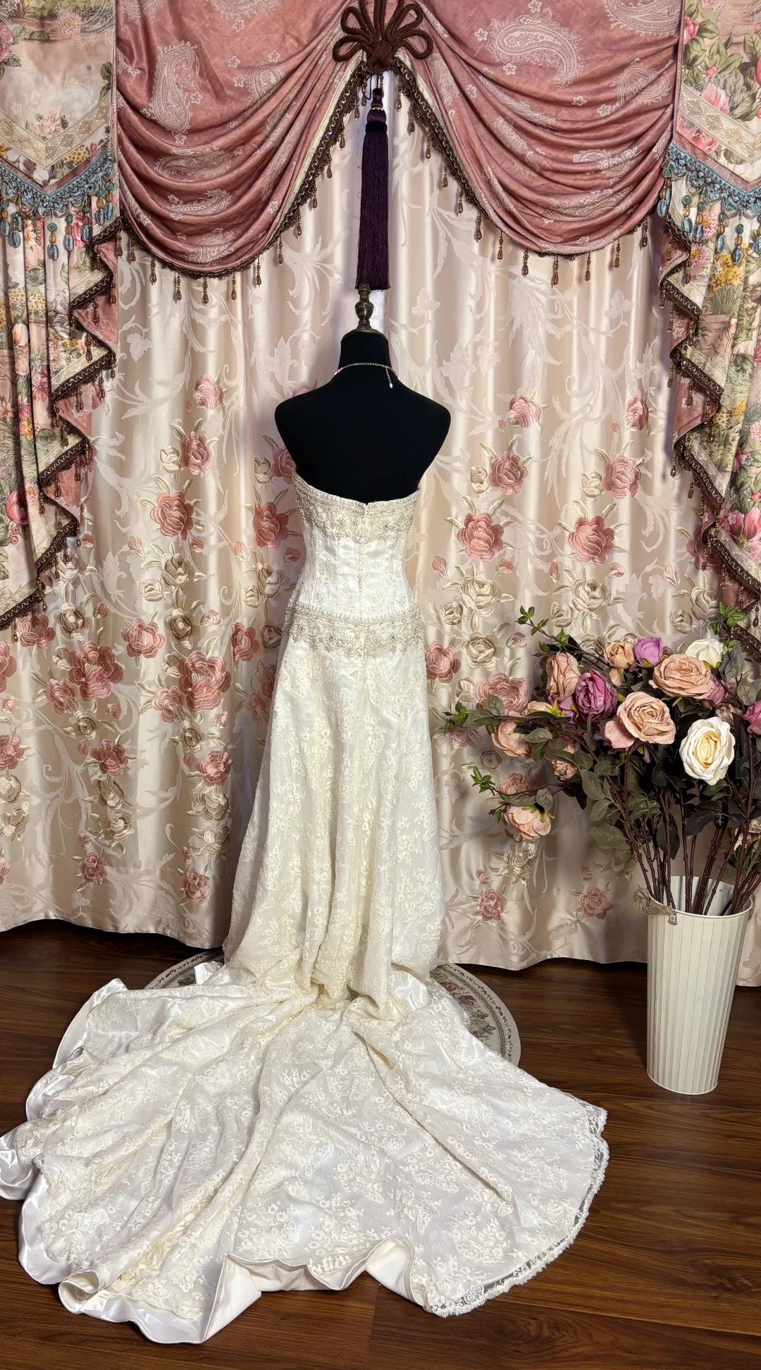 Bling Strapless Sheath Bridal Gowns Sequins Beaded Appliques Wedding Dress AP2693