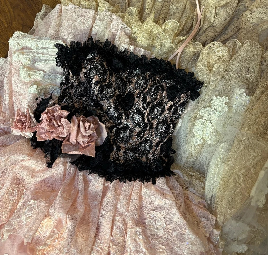 Stylish Strapless A-Line Evening Gowns Beaded Pearls 3D Flowers Tiered Prom Dress AP2695