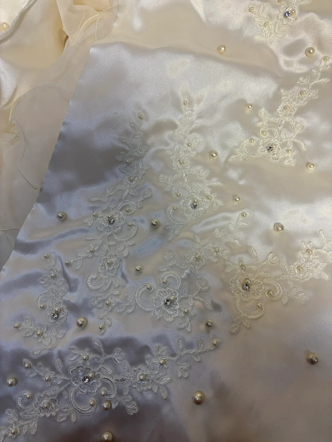 Ornate Mermaid Bridal Gowns Strapless Pearls Beading Sequins Bows Appliques Wedding Dress AP2709