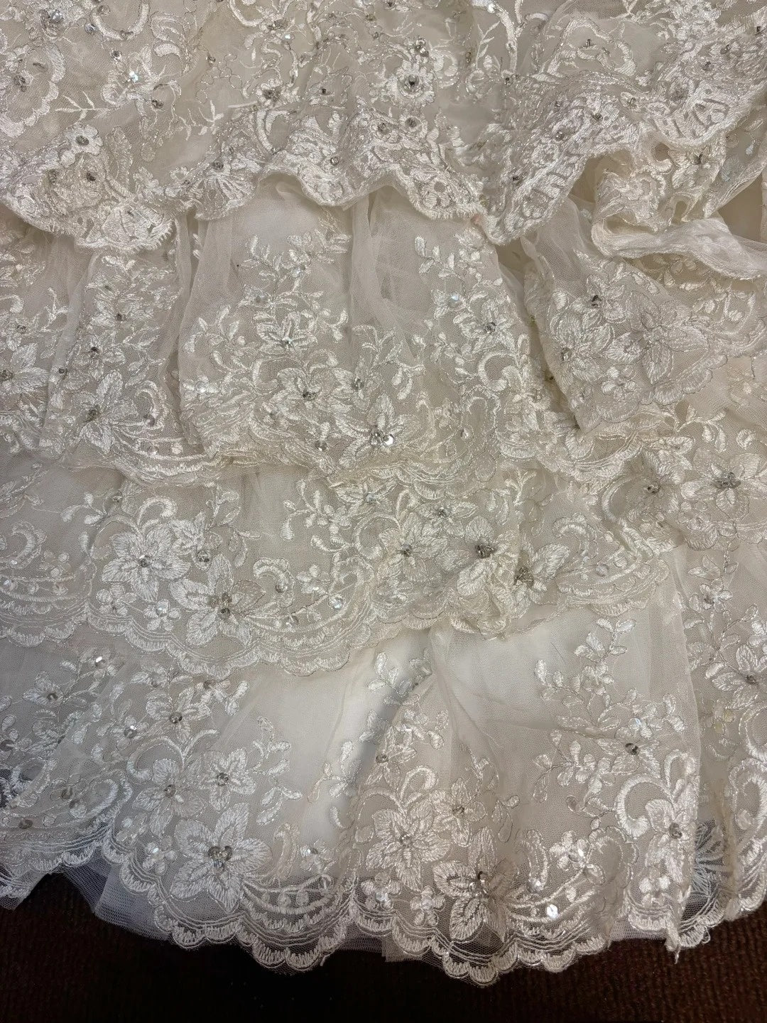 Artistic Mermaid Strapless Bridal Gowns Appliques Rhinestone Wedding Dress AP2721