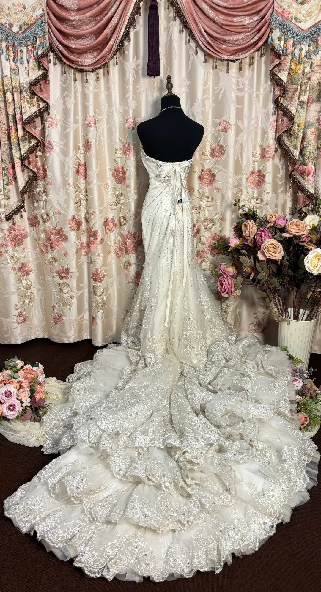 Artistic Mermaid Strapless Bridal Gowns Appliques Rhinestone Wedding Dress AP2721