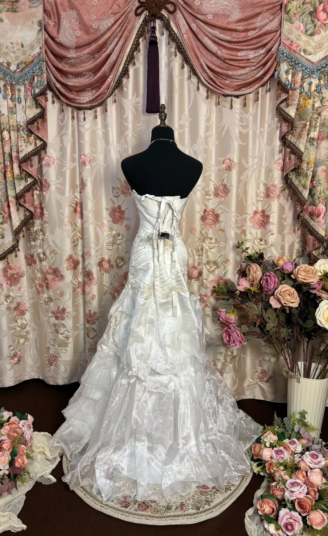 Sheen Mermaid Strapless Bridal Gowns Sequins Appliques Beading Tulle Wedding Dress AP2726