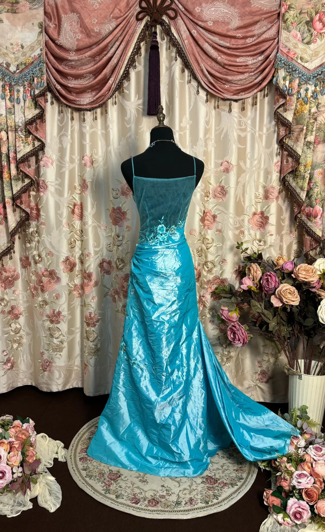 Alluring Spaghetti Strap Mermaid Prom Dress Embroidery Sequins Formal Dresses AP2727